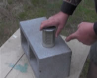 Survival can opener